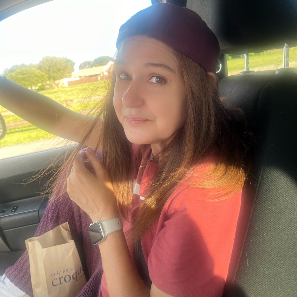 Meet Your Posher Jeanne ❤️